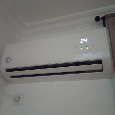 New Next To Metro For 2 People Apartment Athens