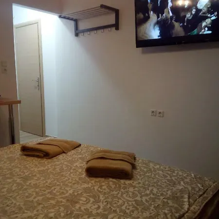 New Next To Metro For 2 People Apartment Athens
